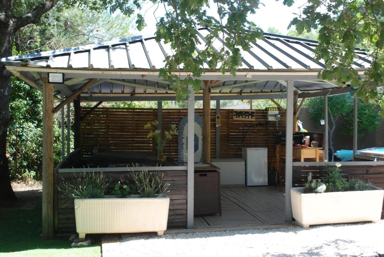 Villa Terre Neuve シーニュ エクステリア 写真