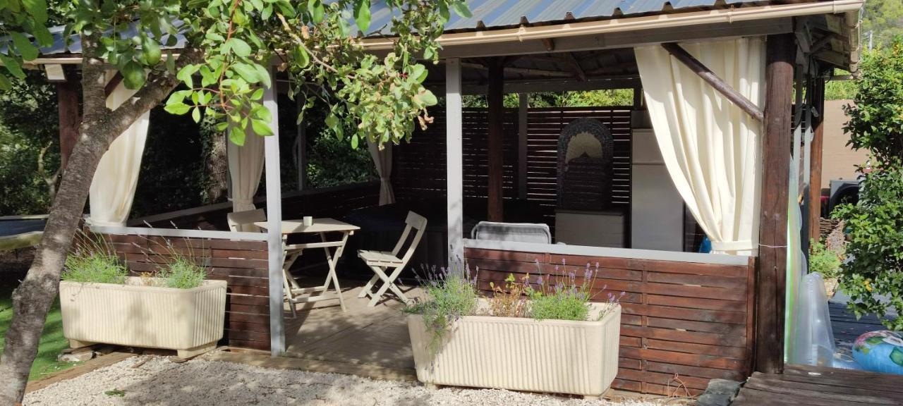 Villa Terre Neuve シーニュ エクステリア 写真